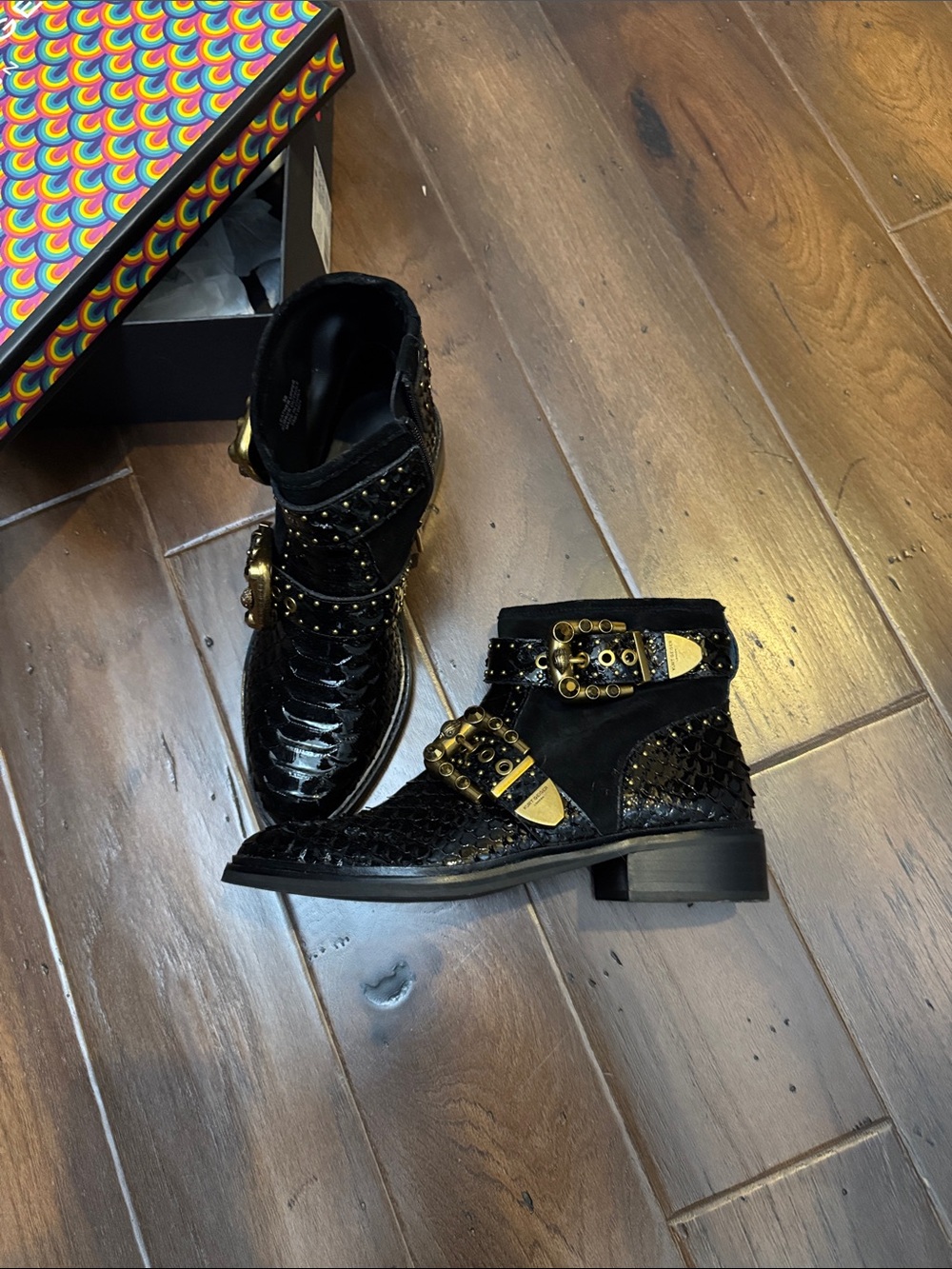Gorgeous Kurt Geiger Black Studded Patent Leather women’s Boots - Picture 2 of 3
